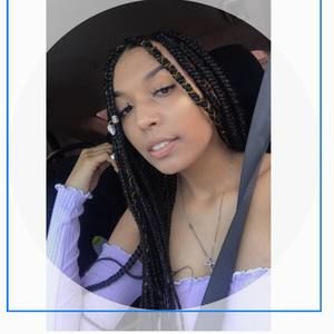 Meet your Posher, Marisa